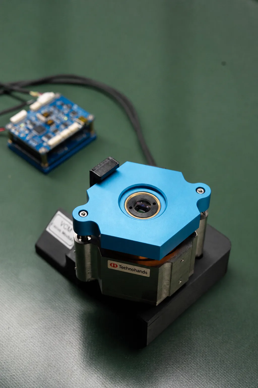 VCM（Voice Coil Motor）